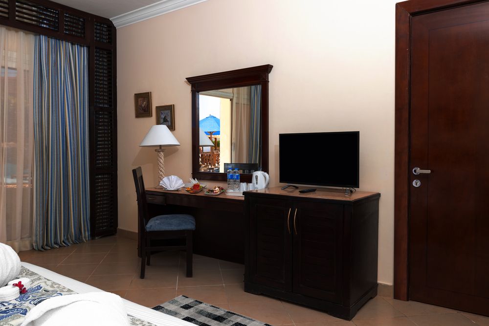 AMWAJ OYOUN RESORT & SPA - 59