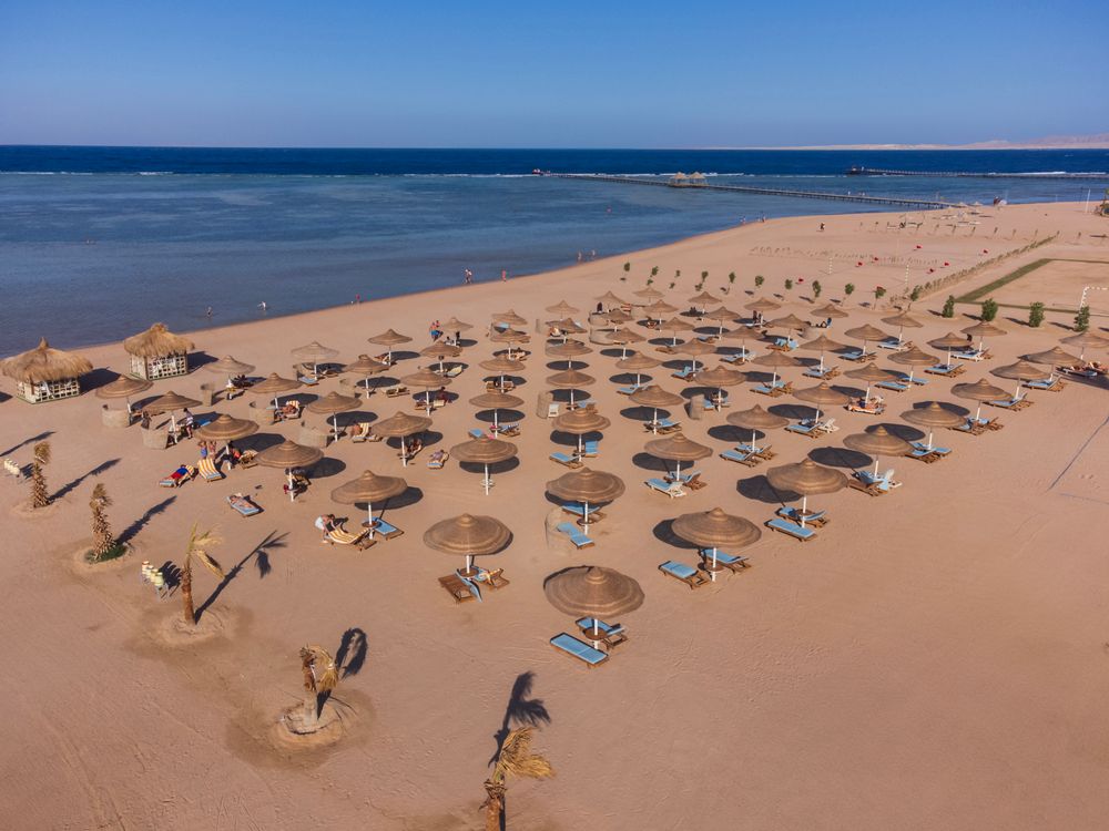 AMWAJ OYOUN RESORT & SPA - 9