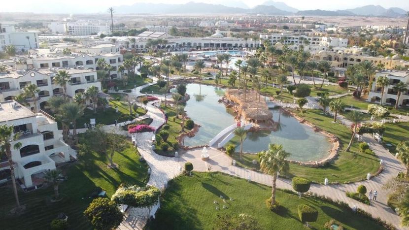 REGENCY PLAZA AQUA PARK & SPA RESORT - 3