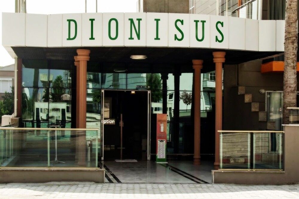 Dionisus Hotel & Spa - 2
