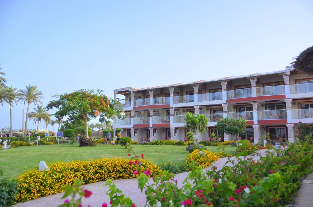 EDGE BY ROTANA SEA BEACH (ex. SEA BEACH RESORT & AQUA PARK) - 15