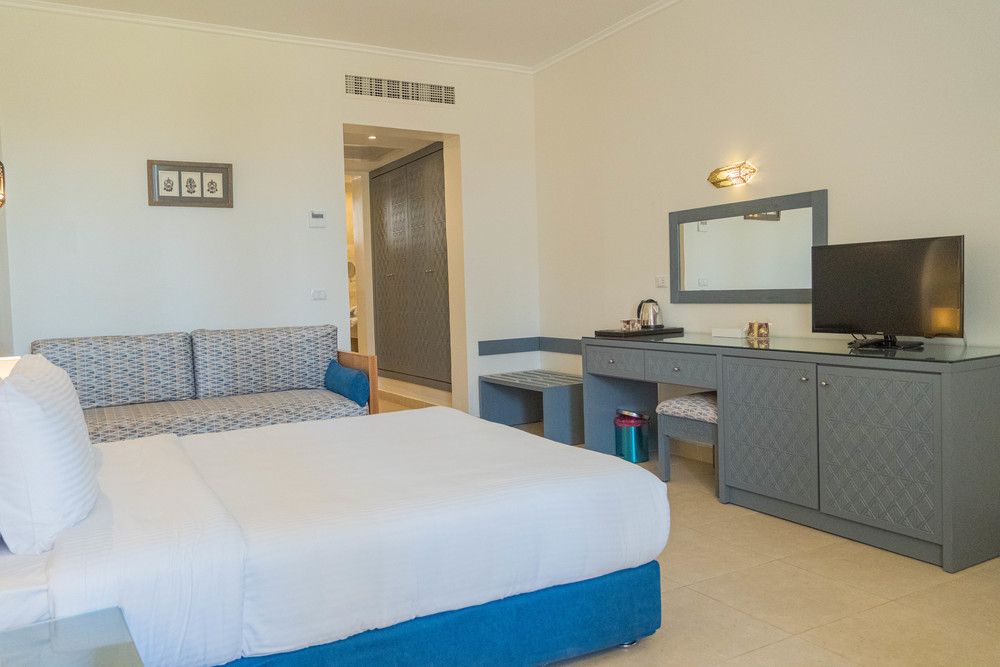 CLUB REEF RESORT - 32