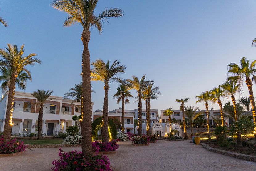 CLUB REEF RESORT - 4