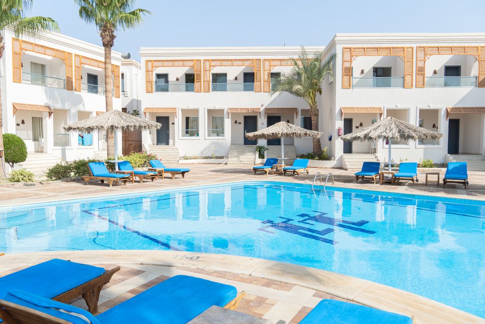 CLUB REEF RESORT - 1