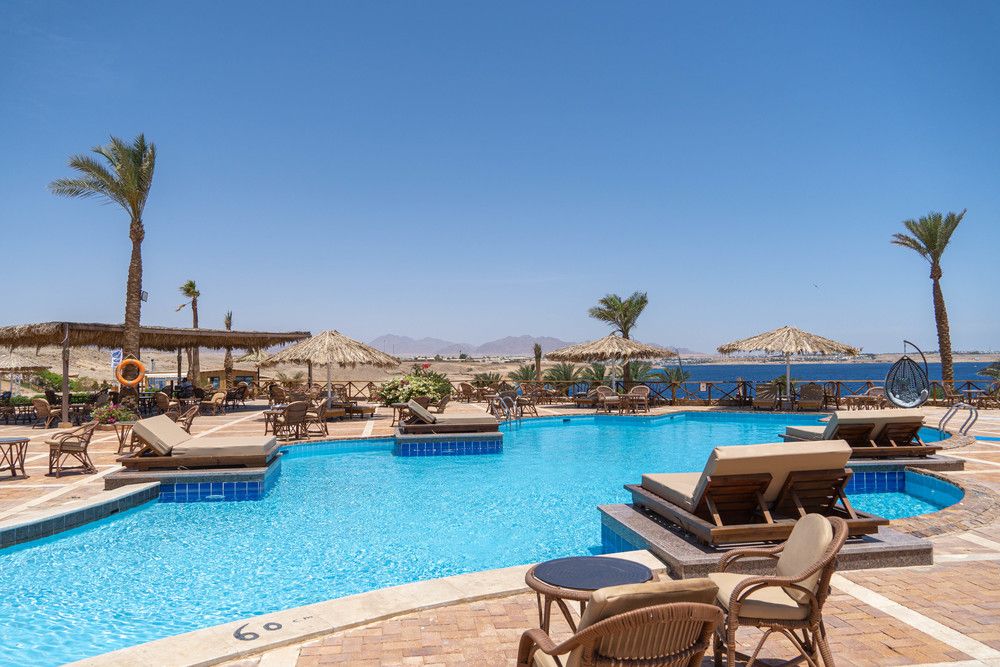 CLUB REEF RESORT - 11