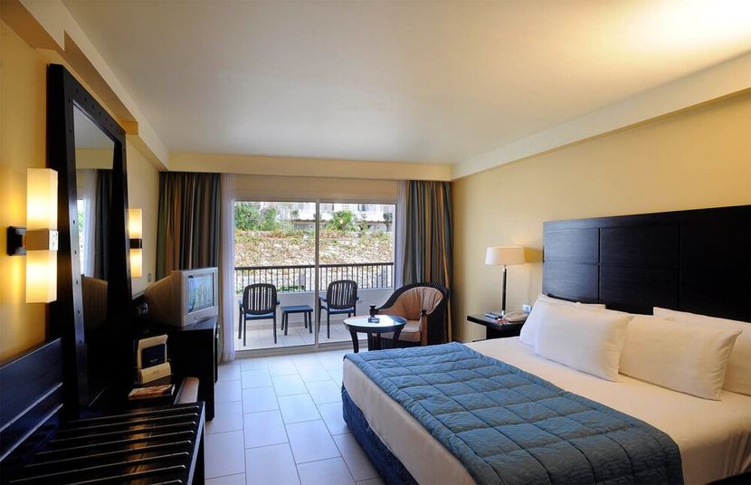 REEF OASIS BLUE BAY RESORT & SPA - 1