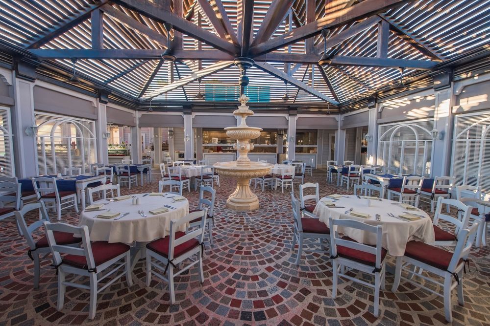 REEF OASIS BEACH RESORT - 38