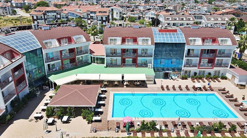 Side Legend Hotel - 1