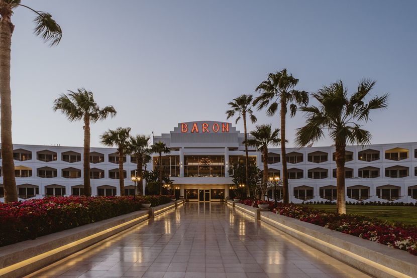 BARON RESORT - 1