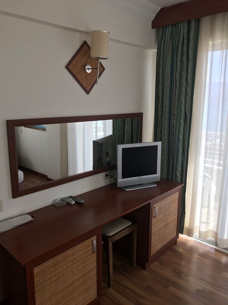 Oscar Hotel - 12