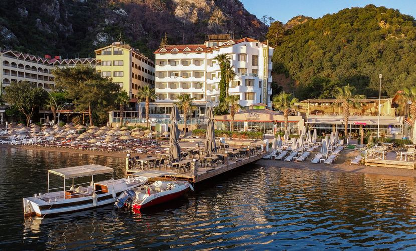 Marbas Select Beach (only adults 14+) - 3