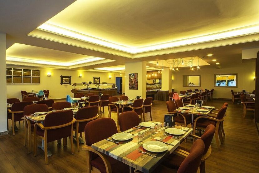 Sun Bay Park Hotel - 2