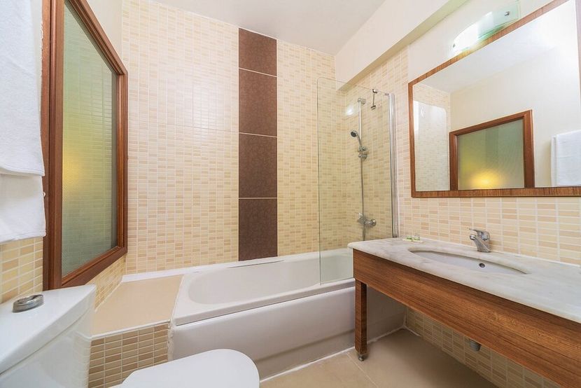 Sun Bay Park Hotel - 5