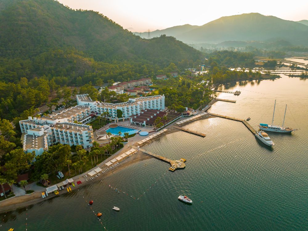 Fortezza Beach Resort - 8