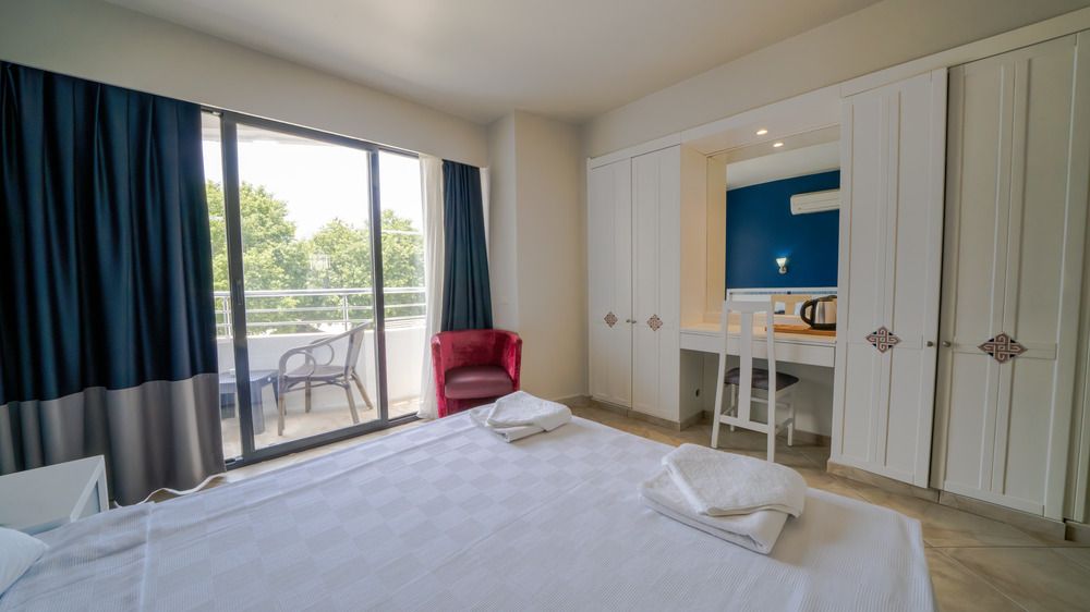 Verde Hotel (only adults 16+) - 16