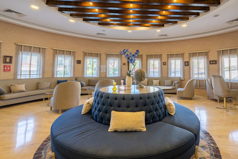 Golden Beach Resort & Spa - 4