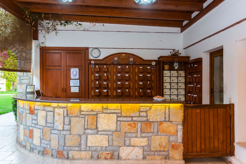 Kriss Hotel - 4