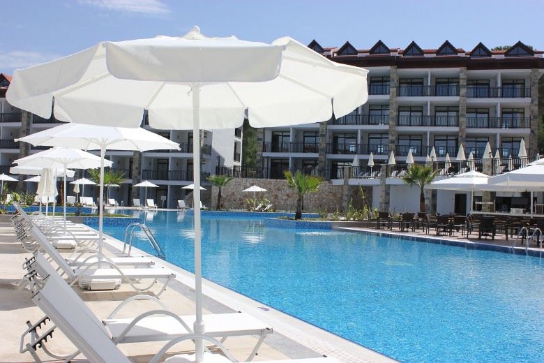 Ramada Resort Akbuk - 10