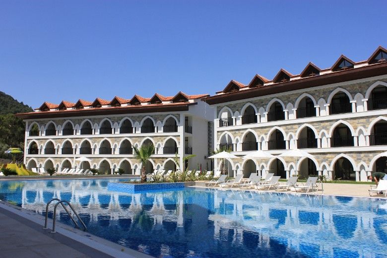 Ramada Resort Akbuk - 1