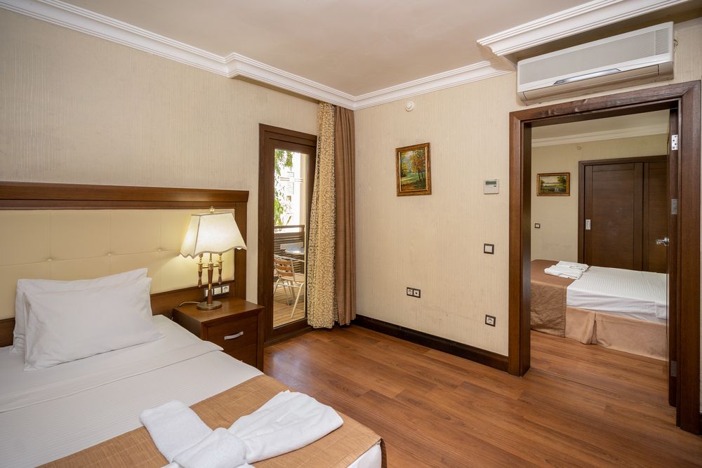 Zeniya Latanya Park Resort - 50