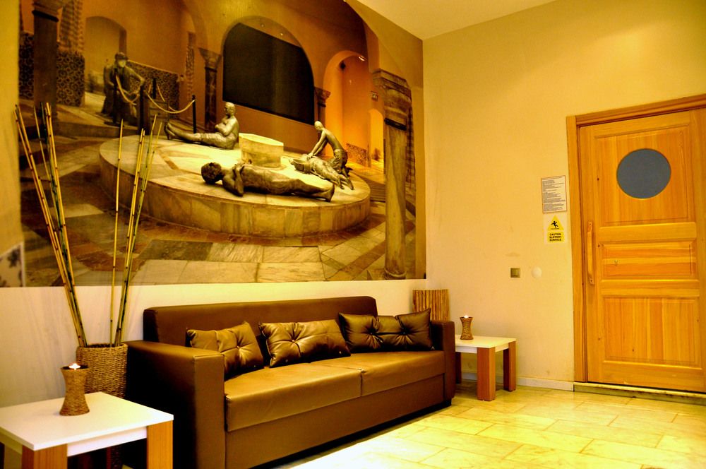 Jasmin Beach Hotel - 36