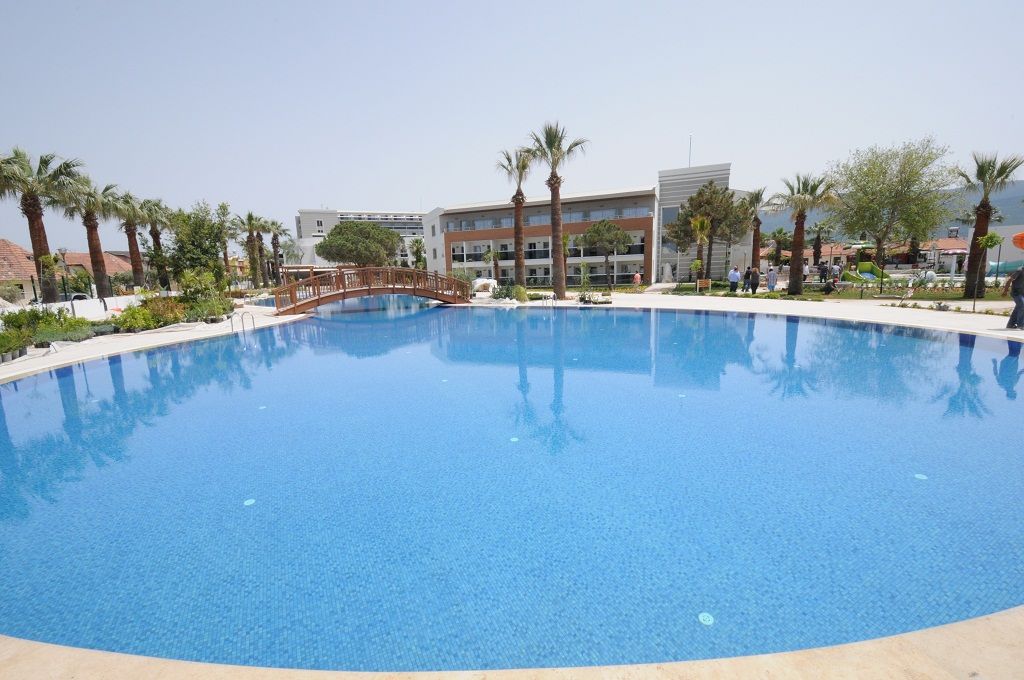 Palm Wings Kusadasi Beach Resort & Spa - 6