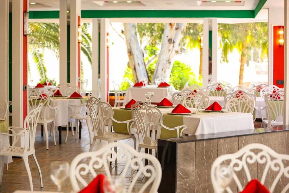 Green Bay Resort & Spa - 28