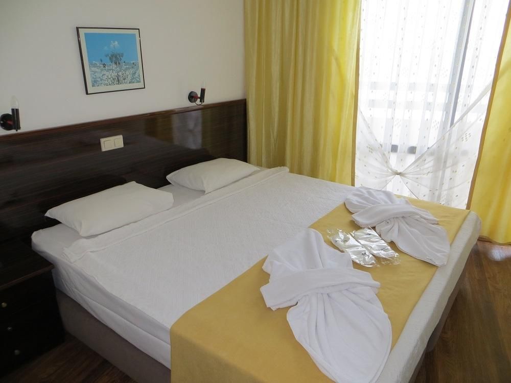 Sunday Beach Hotel - 31