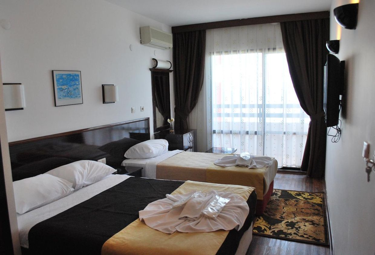 Sunday Beach Hotel - 22