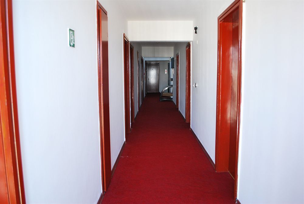 Sunday Beach Hotel - 19