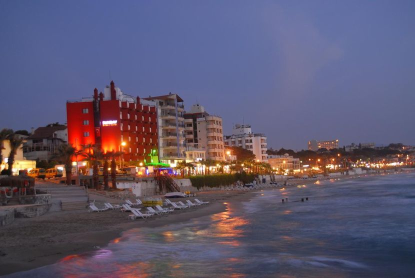 Sunday Beach Hotel - 6