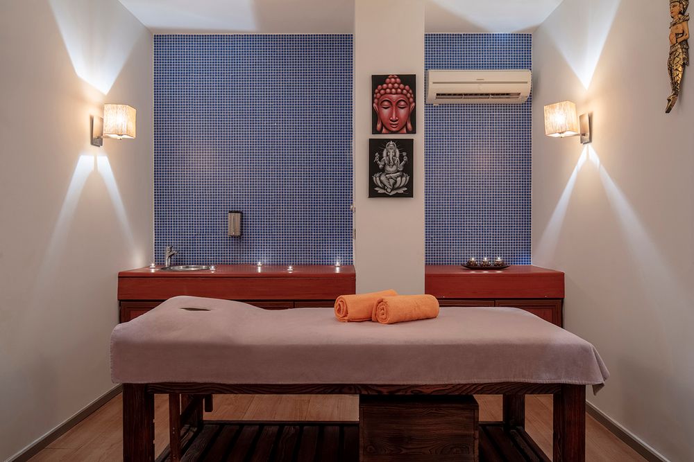 DoubleTree by Hilton Bodrum Isil Club Resort - 59