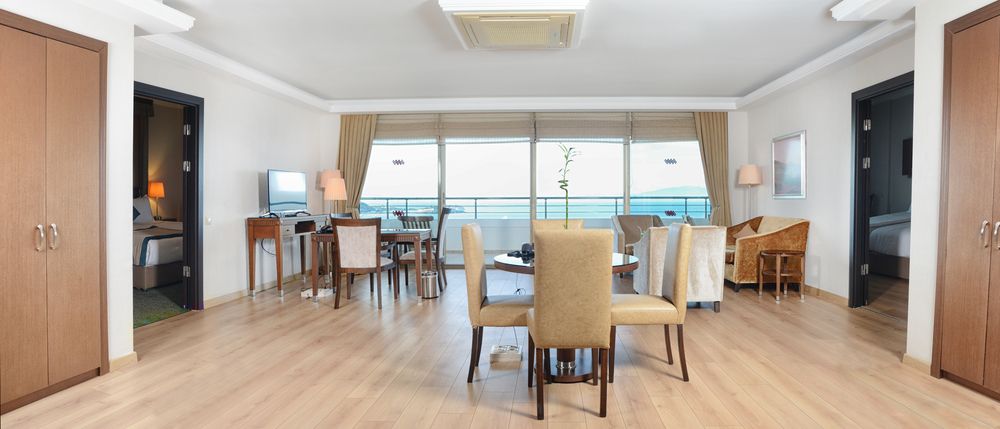 Korumar Hotel Deluxe - 100