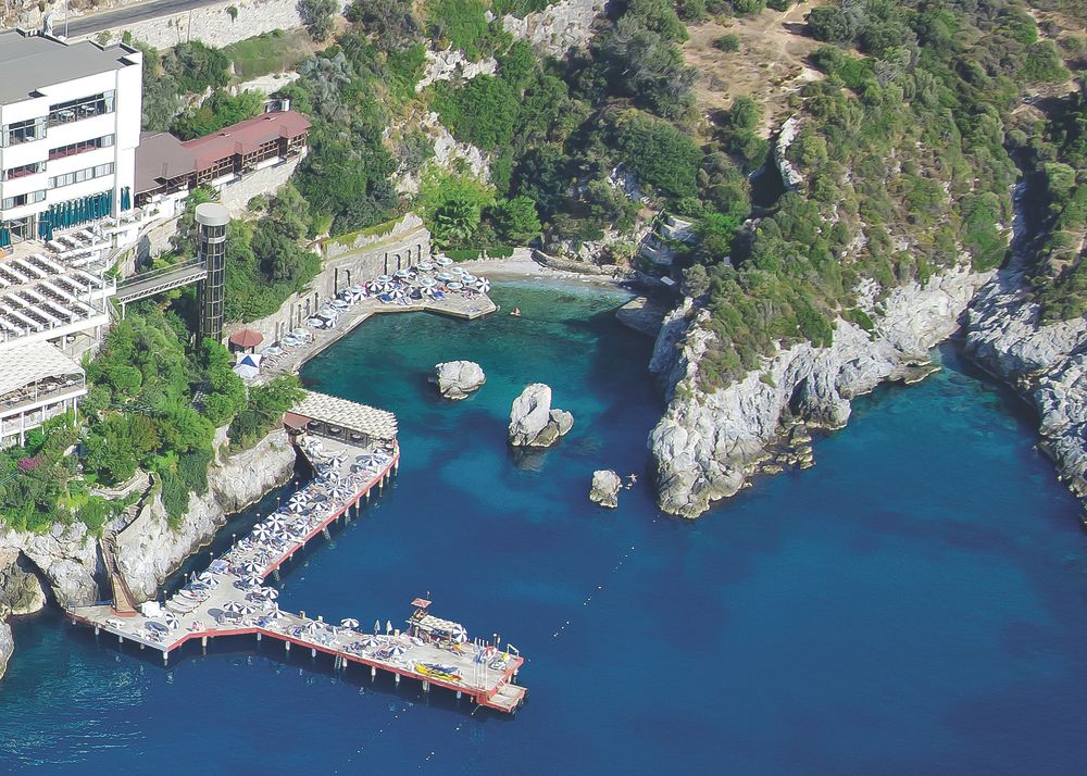 Korumar Hotel Deluxe - 3