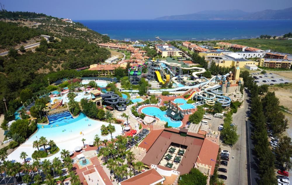 Aqua Fantasy Aquapark Hotel - 1