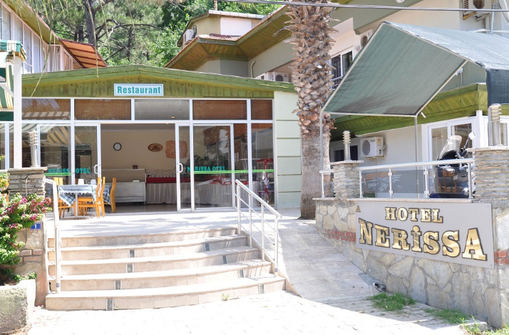 Anerissa Hotel - 4