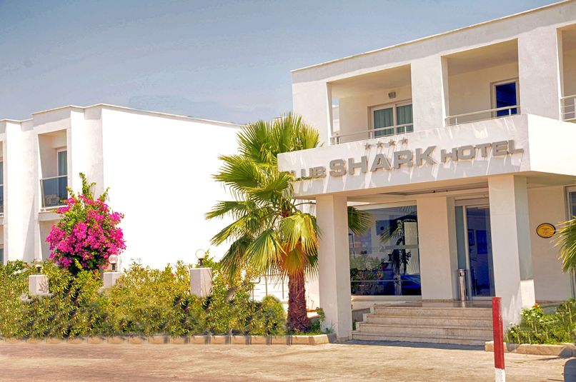 Club Shark Hotel - 1