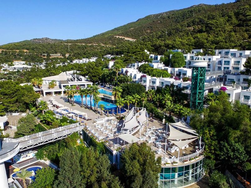 Blue Dreams Resort & Spa - 3