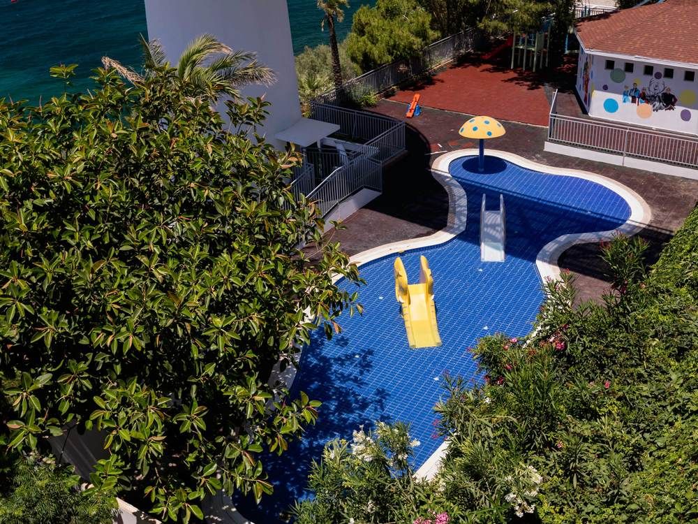 Blue Dreams Resort & Spa - 58