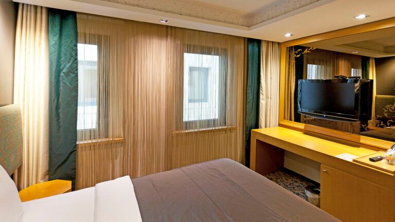 Pera Tulip Hotel - 33