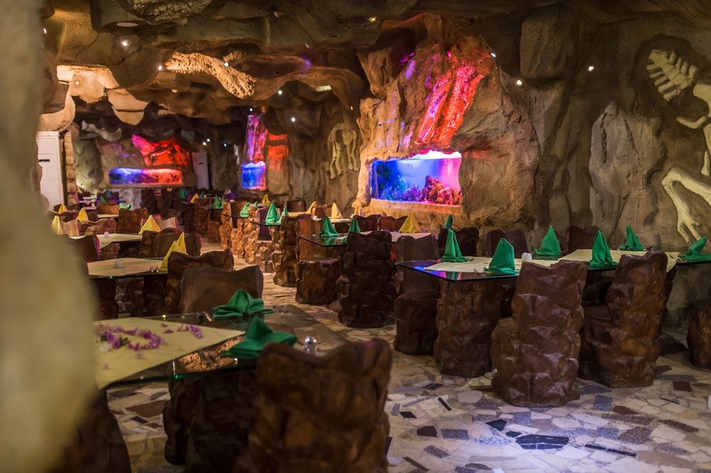 CAVES BEACH RESORT (only adults 16+) - 10