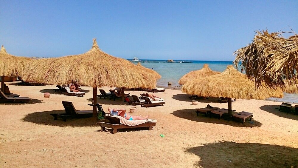 CAVES BEACH RESORT (only adults 16+) - 8