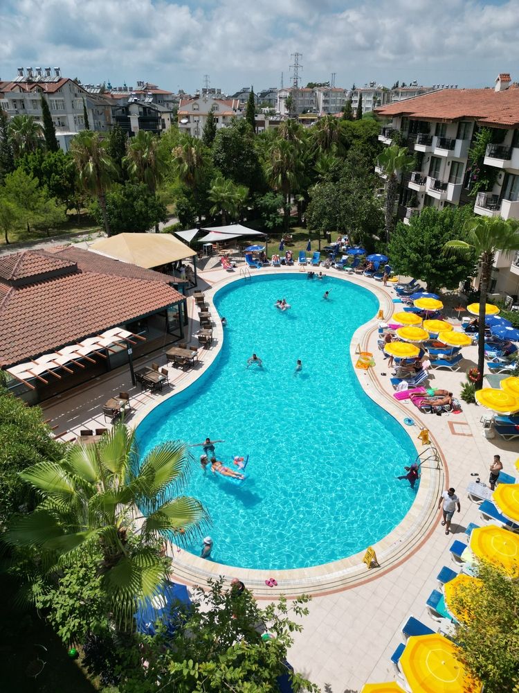 Lemas Suite Hotel - 13