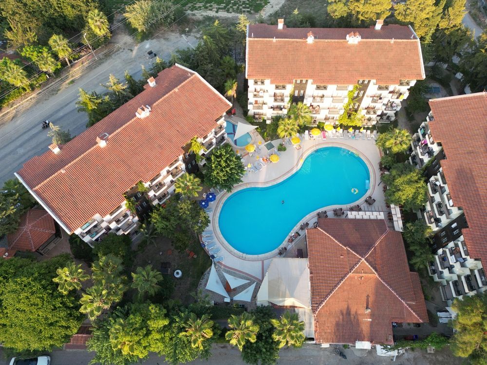 Lemas Suite Hotel - 4