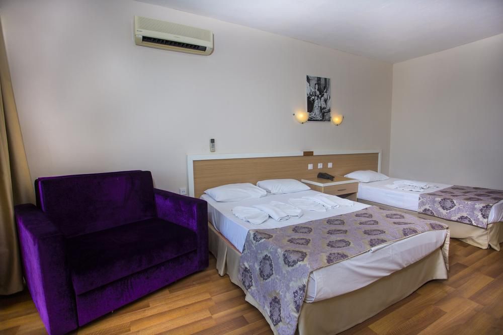 Tuntas Beach Hotel - 19