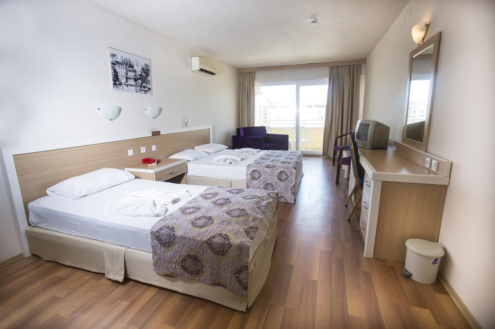 Tuntas Beach Hotel - 18