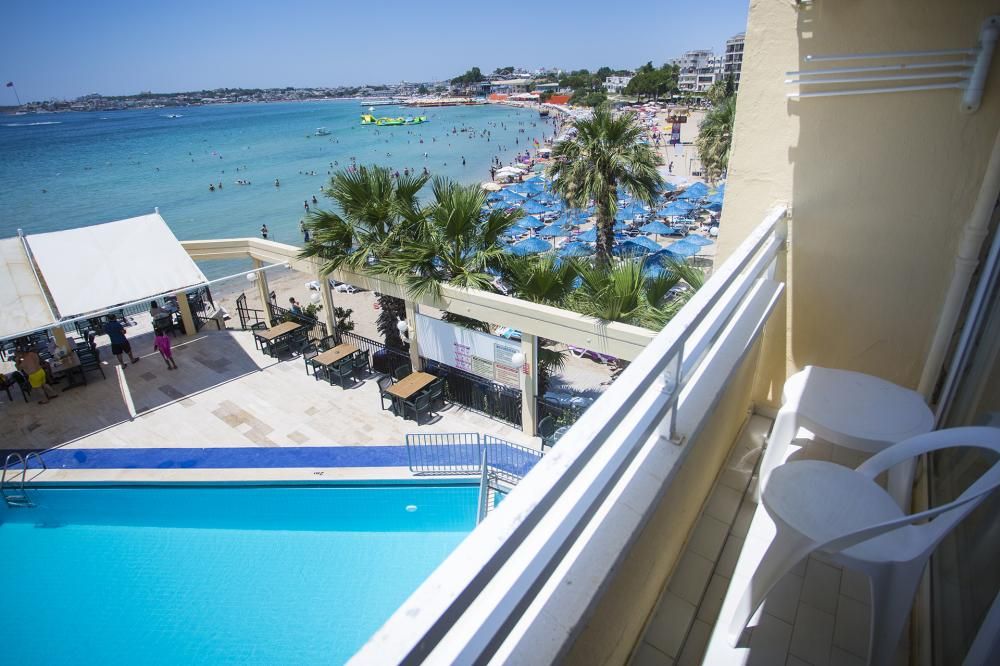 Tuntas Beach Hotel - 12