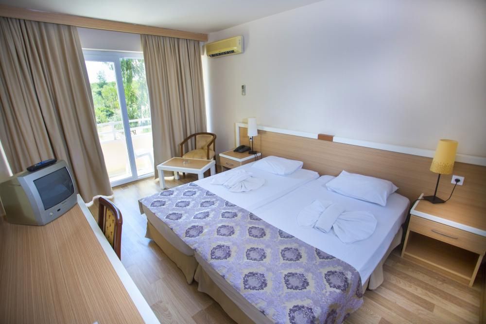 Tuntas Beach Hotel - 20