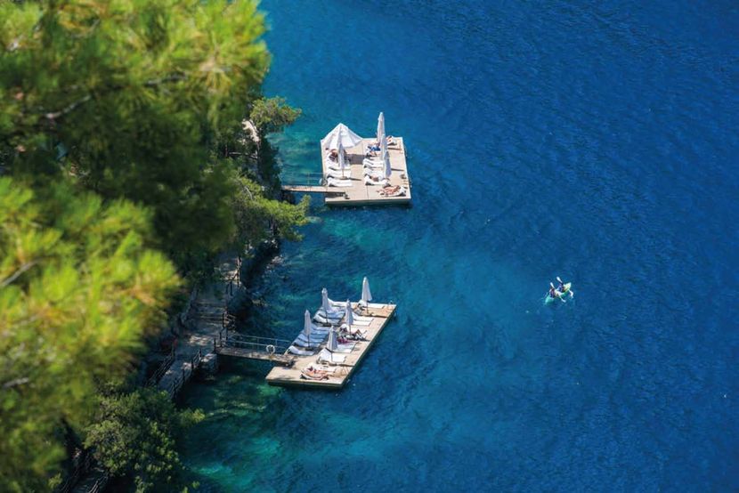 Hillside Beach Club - 2