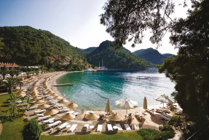 Hillside Beach Club - 5